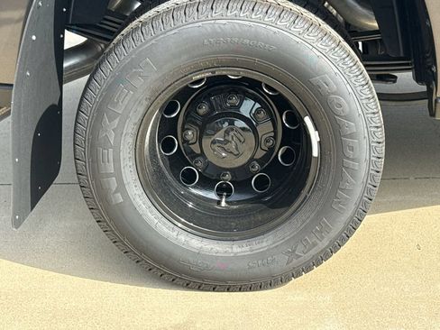 New 2026 RAM 3500 Big Horn AWD/4WD image 10