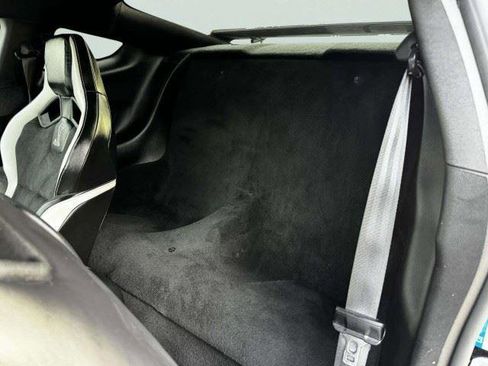 Used 2021 Ford Mustang Shelby GT500 w/ Carbon Fiber Track Pack RWD image 25
