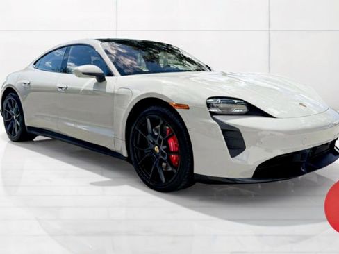 Used 2023 Porsche Taycan GTS image 8