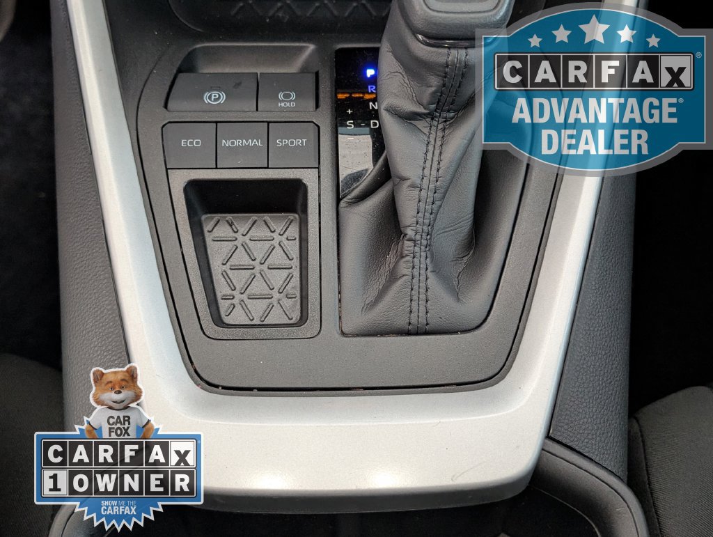 Used 2025 Toyota RAV4 XLE w/ Convenience Package FWD image 9