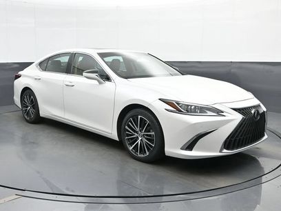 Certified 2023 Lexus ES 350 w/ Premium Package