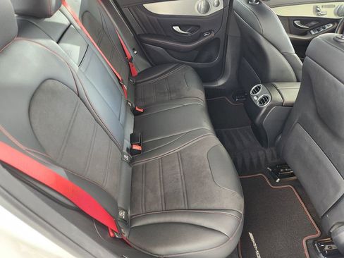 Used 2018 Mercedes-Benz GLC 43 AMG 4MATIC image 32