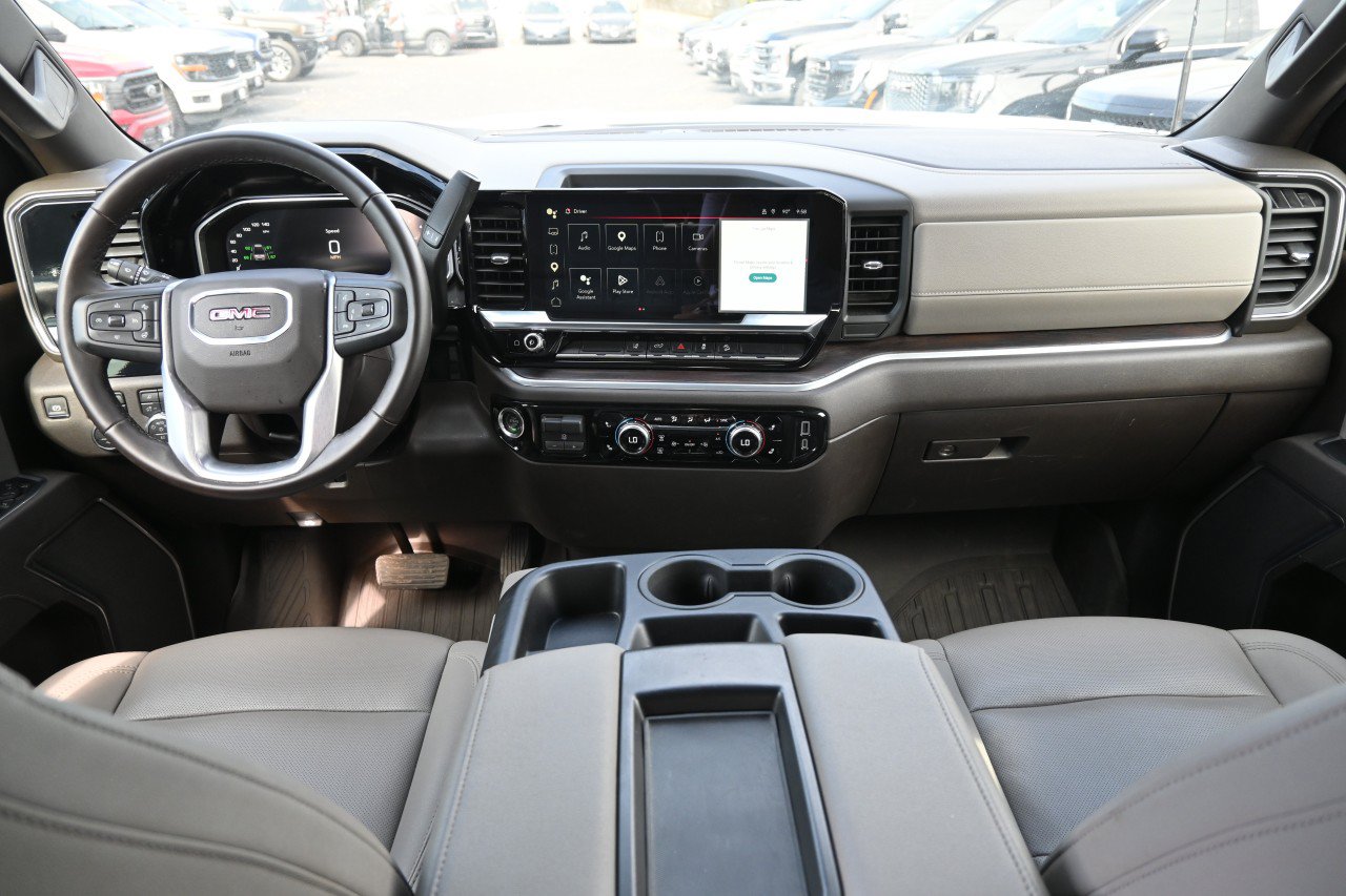 Used 2026 GMC Sierra 2500 SLT AWD/4WD image 7