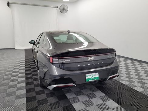 Used 2024 Hyundai Sonata SEL w/ Convenience Package image 6