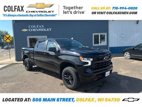 Used 2022 Chevrolet Silverado 1500 LT Trail Boss w/ Convenience Package II AWD/4WD image 1