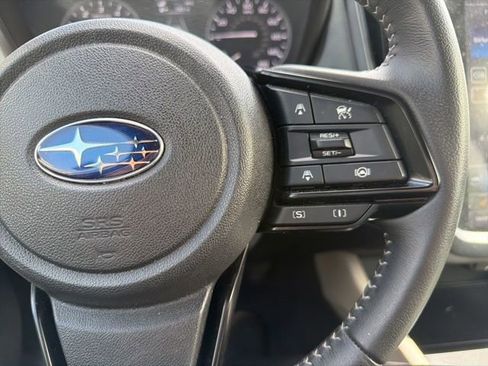 Used 2025 Subaru Forester Premium AWD/4WD image 20