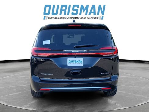 New 2027 Chrysler Pacifica Limited w/ Family Tech Group FWD image 5