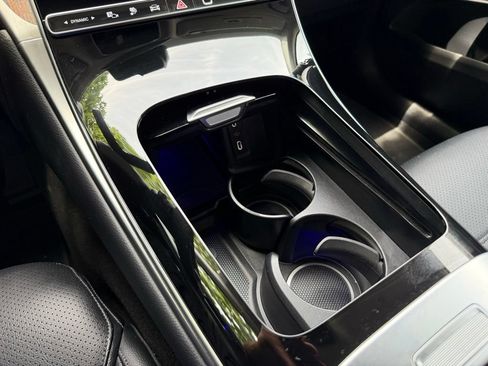 Certified 2025 Mercedes-Benz GLC 350e 4MATIC image 22