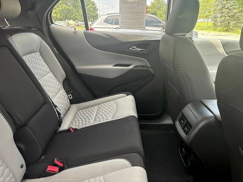 Certified 2018 Chevrolet Equinox LT FWD image 10