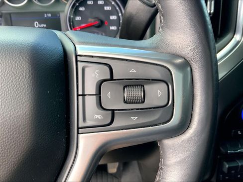 Used 2022 Chevrolet Silverado 1500 LTZ AWD/4WD image 25