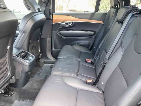Used 2024 Volvo XC90 B6 Plus w/ Protection Package Premier AWD/4WD image 19