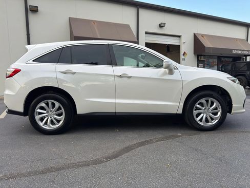 Used 2016 Acura RDX AWD image 2