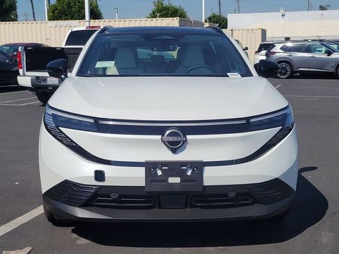 New 2026 Nissan Leaf Platinum+ w/ Cargo Package (Platinum+) image 19