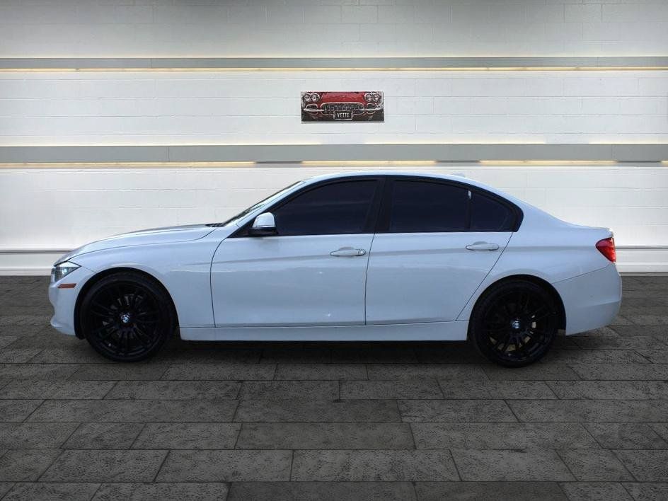 Used 2012 BMW 328i Sedan RWD image 4