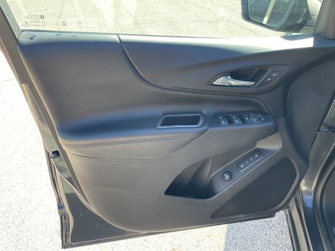 Used 2020 Chevrolet Equinox Premier FWD image 5