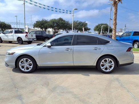 Certified 2025 Honda Accord LX image 4