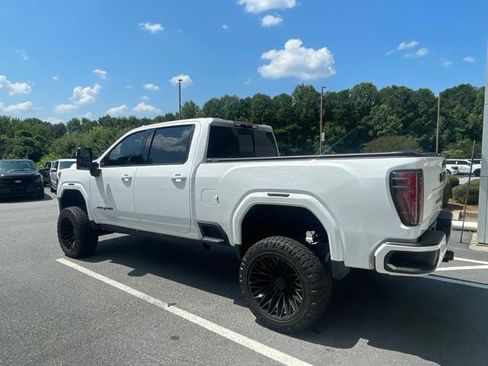 Used 2025 GMC Sierra 2500 AT4 w/ AT4 Premium Plus Package AWD/4WD image 11
