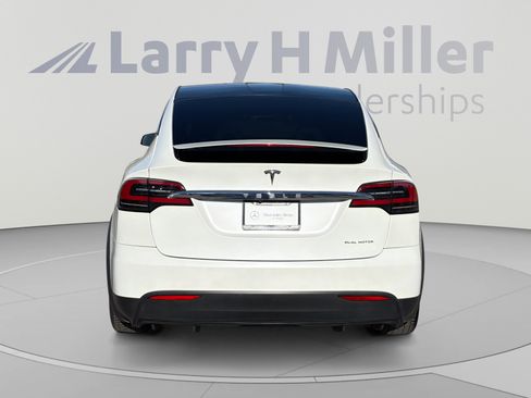 Used 2019 Tesla Model X Long Range AWD/4WD image 4