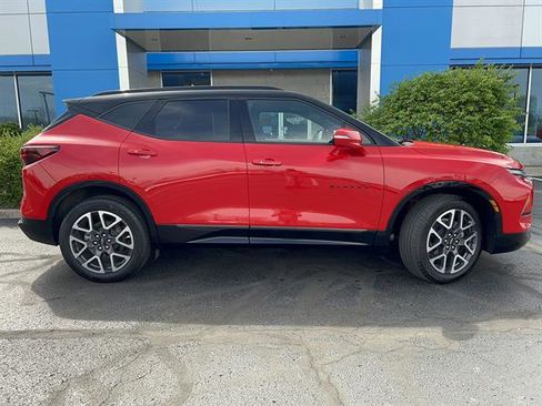 Used 2024 Chevrolet Blazer RS w/ Enhanced Convenience Package image 8