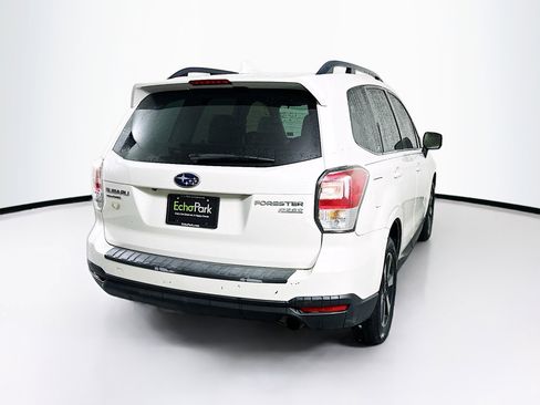 Used 2017 Subaru Forester 2.5i Limited image 9