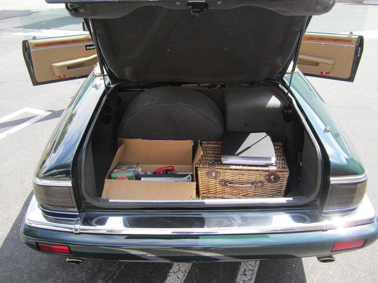 Used 1996 Jaguar XJS 4.0 Convertible RWD image 12
