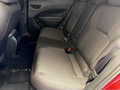 Used 2024 Subaru Crosstrek 2.0i Premium image 17