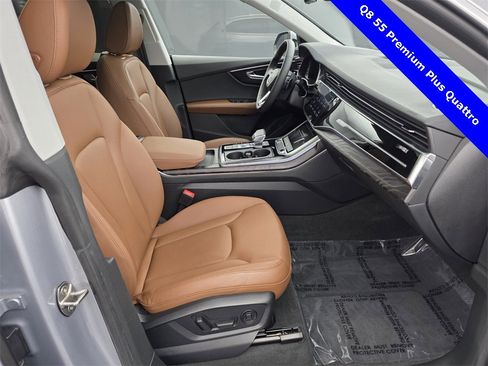 Used 2022 Audi Q8 Premium Plus w/ Premium Plus Package image 27