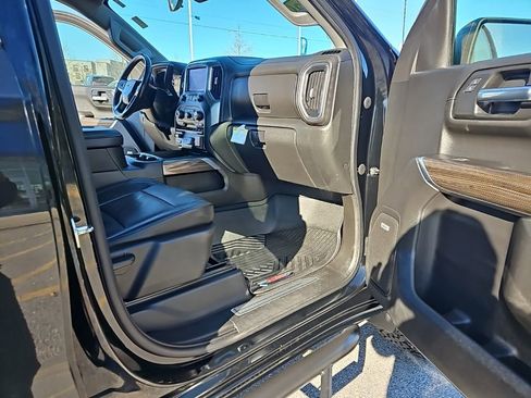 Used 2020 Chevrolet Silverado 1500 LT Trail Boss image 35