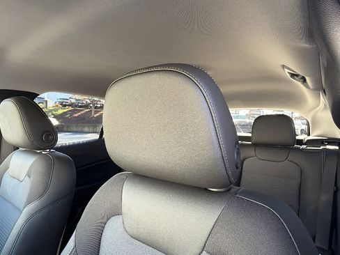 New 2026 Chevrolet Trax LT w/ Driver Confidence Package image 11