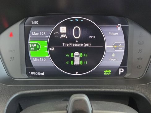 Used 2023 Chevrolet Bolt EUV Premier w/ Sun & Sound Package FWD image 28