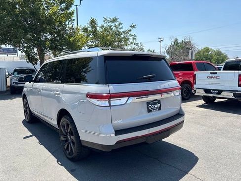 Used 2022 Lincoln Navigator Reserve AWD/4WD image 6