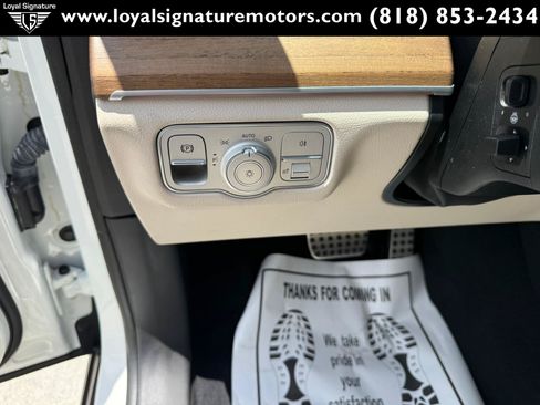 Used 2022 Mercedes-Benz GLS 450 4MATIC image 29