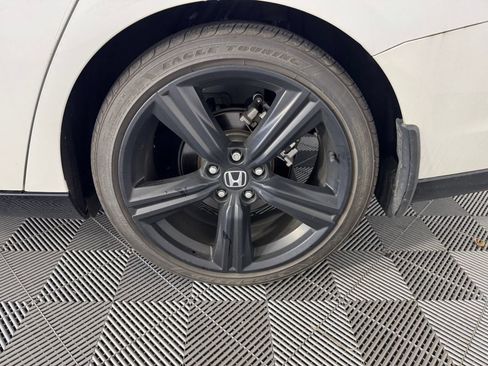Used 2023 Honda Accord Sport image 13