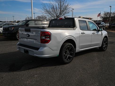 New 2026 Ford Maverick Lobo image 5