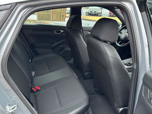 Used 2025 Honda Civic Sport image 11
