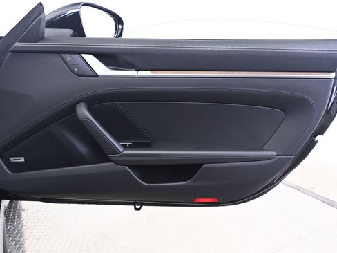 Used 2022 Porsche 911 Targa 4S image 16