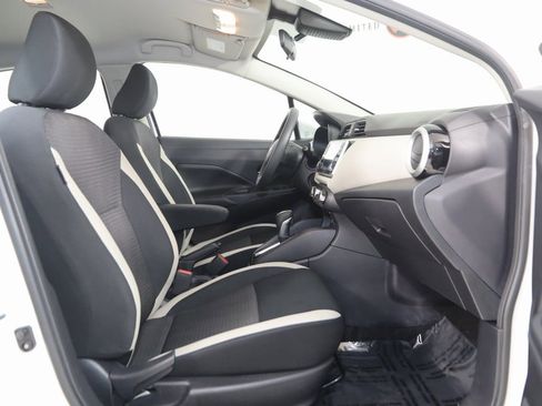 Used 2020 Nissan Versa SV image 10
