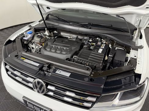 Used 2018 Volkswagen Tiguan SEL AWD/4WD image 50