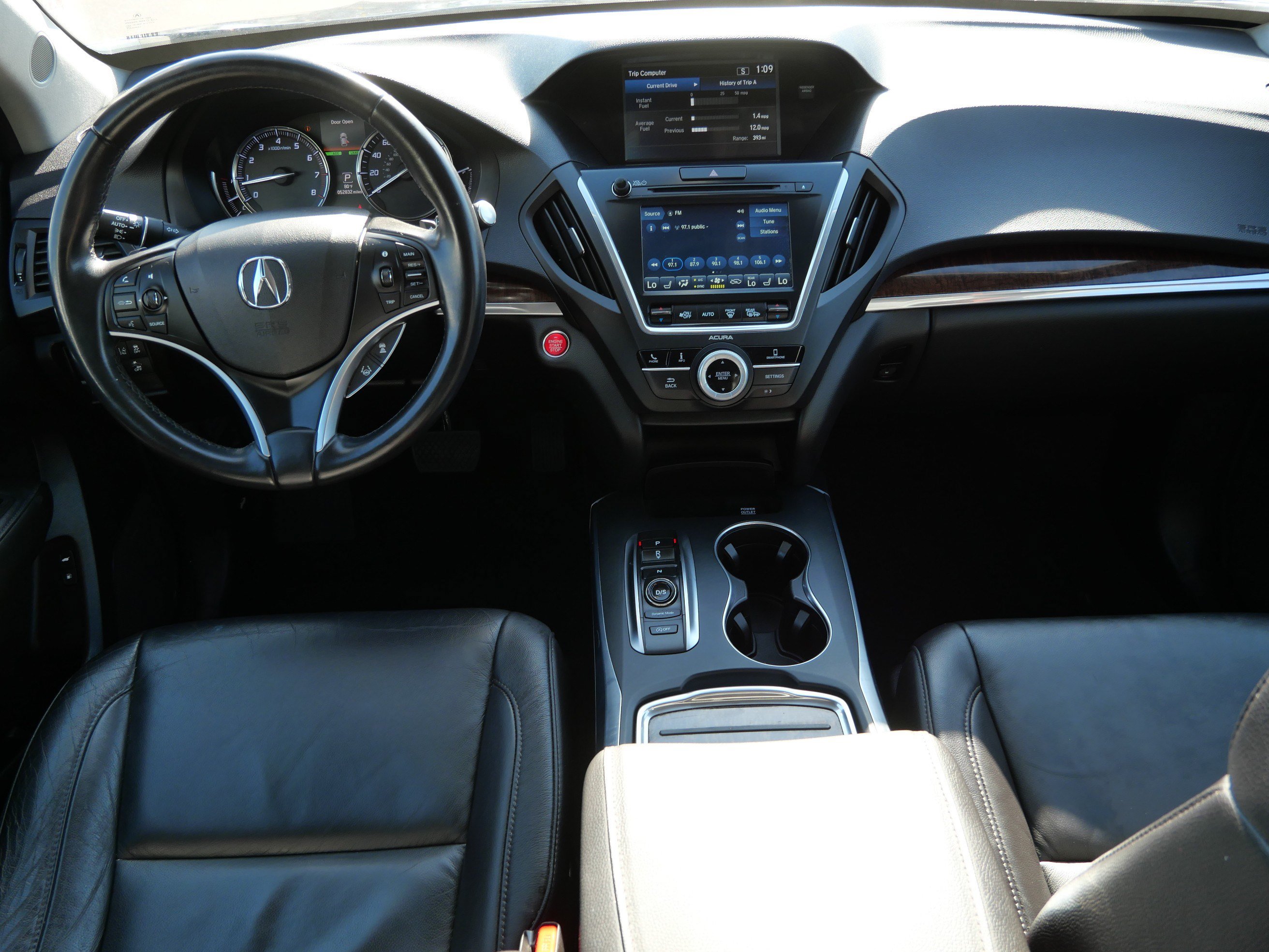 Used 2020 Acura MDX SH-AWD image 10