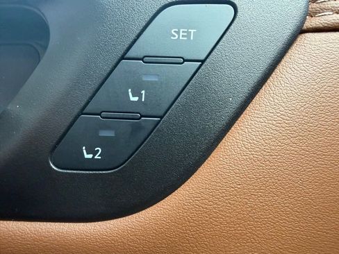 New 2026 Nissan Pathfinder SL image 23