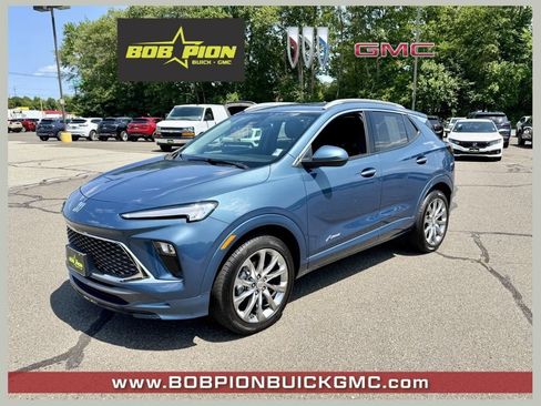 Used 2024 Buick Encore GX Avenir w/ Avenir Convenience Package AWD/4WD image 1