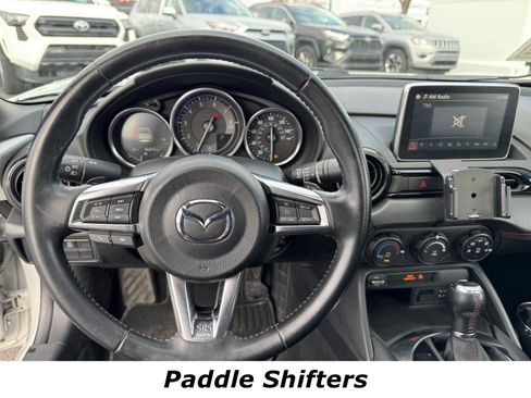 Used 2017 MAZDA MX-5 Miata RF Club image 4