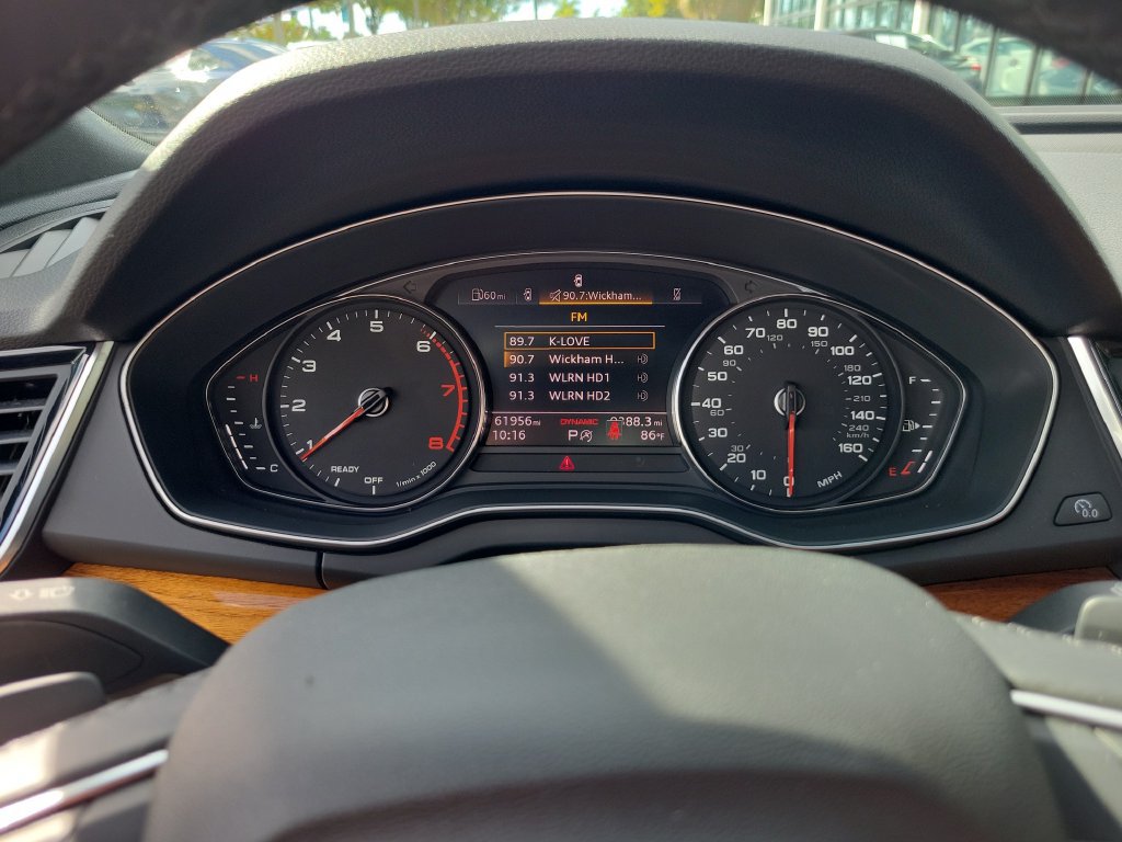 Used 2022 Audi Q5 2.0T Premium w/ Convenience Package AWD/4WD image 31