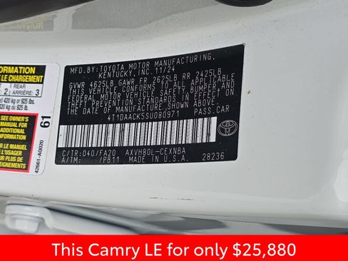 Used 2025 Toyota Camry LE FWD image 40