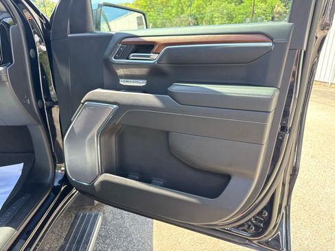 Used 2023 GMC Sierra 1500 Denali w/ Denali Reserve Package AWD/4WD image 25