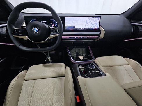 Used 2025 BMW X3 xDrive30i w/ Convenience Package AWD/4WD image 11