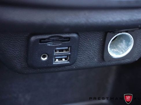 Used 2021 Chevrolet Traverse LT w/ LT Premium Package image 38