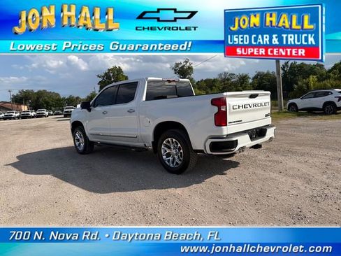 Used 2024 Chevrolet Silverado 1500 High Country w/ Technology Package AWD/4WD image 8