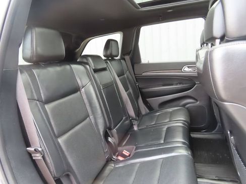 Used 2020 Jeep Grand Cherokee Limited w/ Luxury Group II AWD/4WD image 31