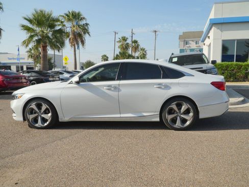 Used 2019 Honda Accord Touring image 8